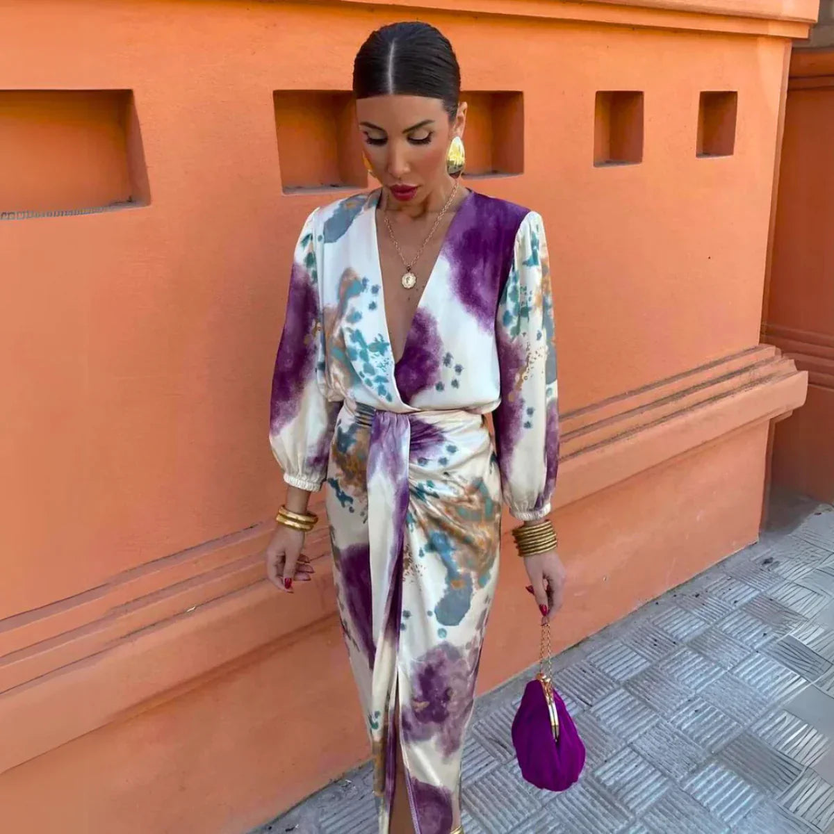 Larissa | Elegant Dress with V-Neck