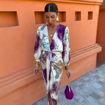 Larissa | Elegant Dress with V-Neck